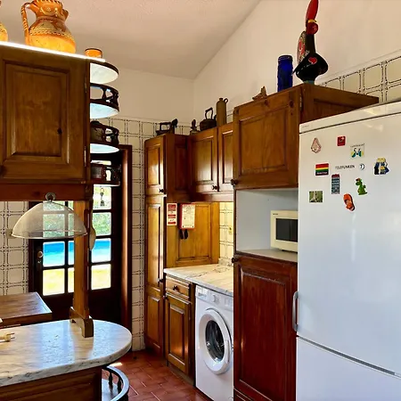 Casa De Com Piscina Árvore