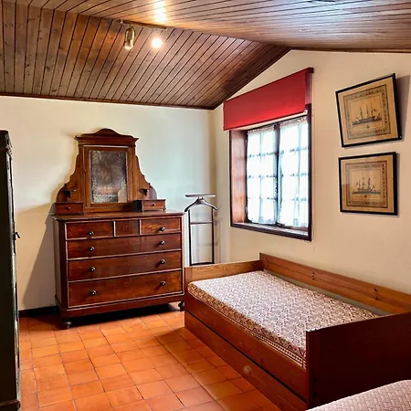 Casa De Com Piscina Villa